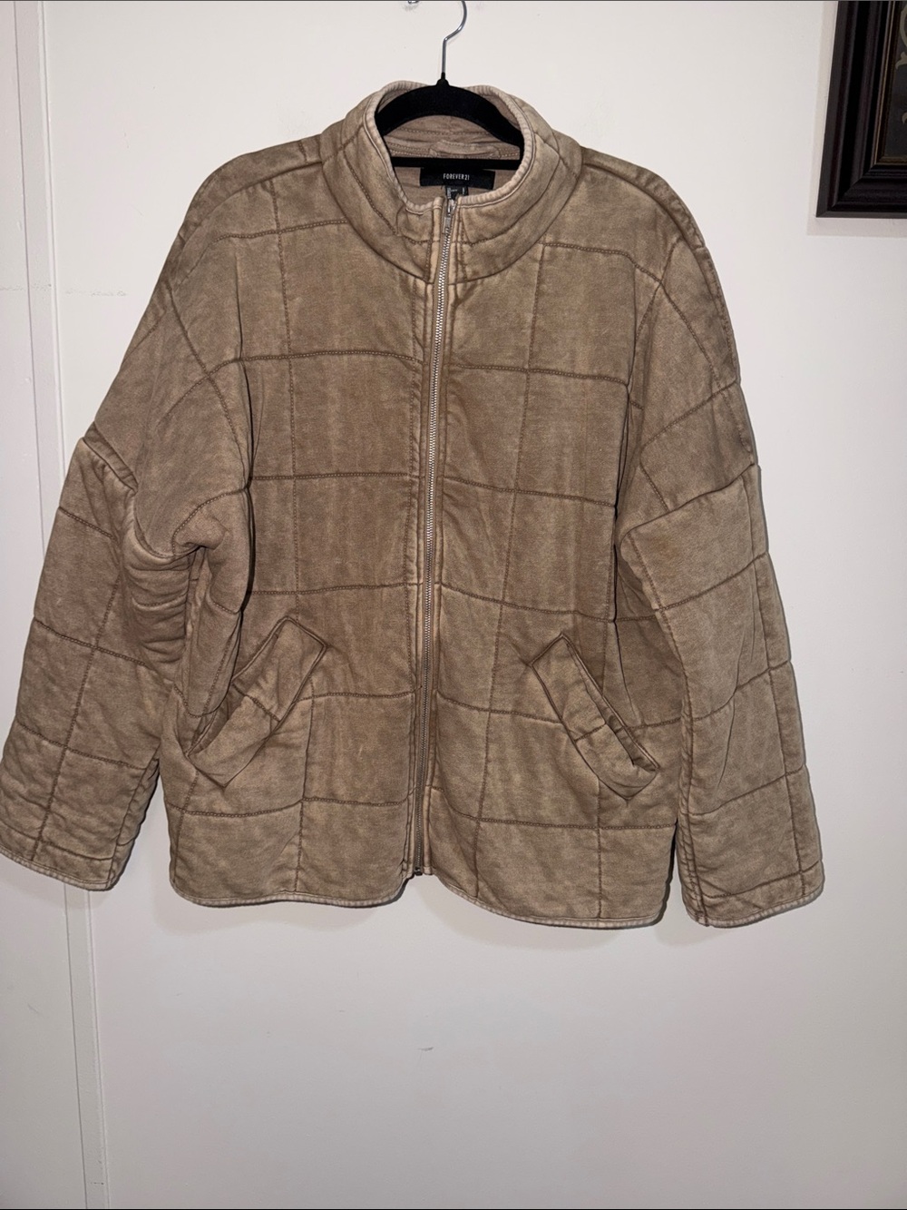 Forever 21 Men's Light Brown Quilted Puffer Jacket